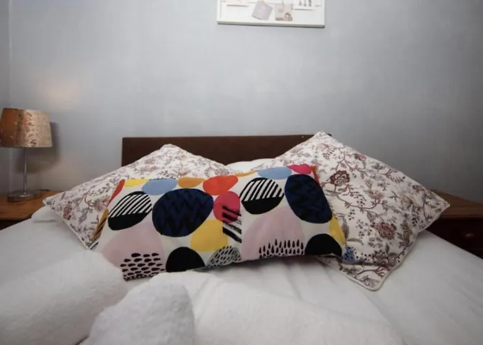 Cozy Apartment - Leith