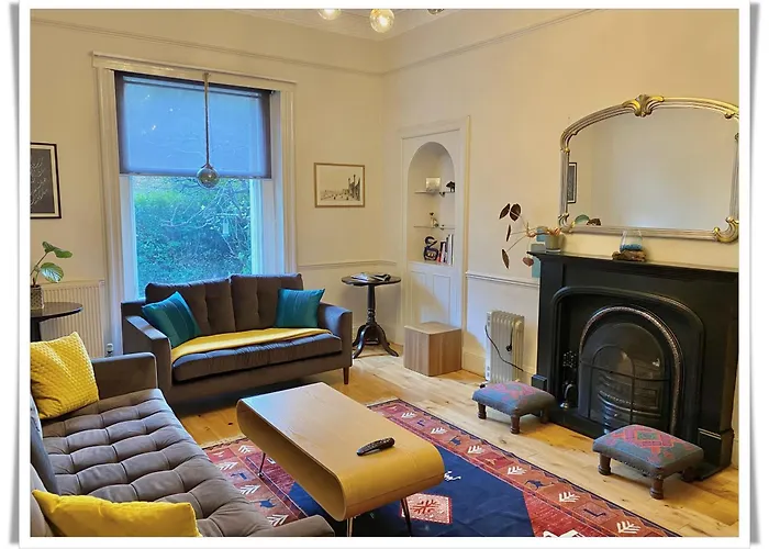 Beautifully Decorated 2Bed Apt- Gem In City Center