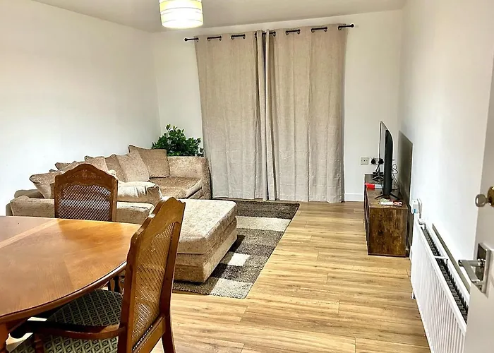 Charming Home Away From Home!