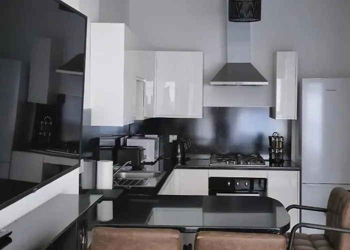 Montgomery Central Apartment