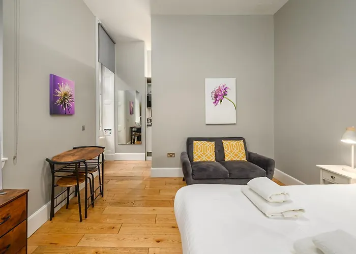 Destiny Scotland - St Andrew Square Apartments