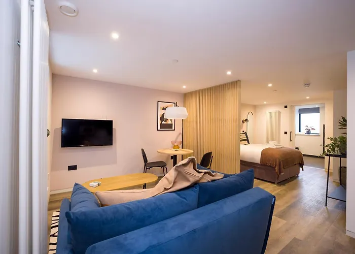 Charming Studios Near Holyrood Park & Calton Hill