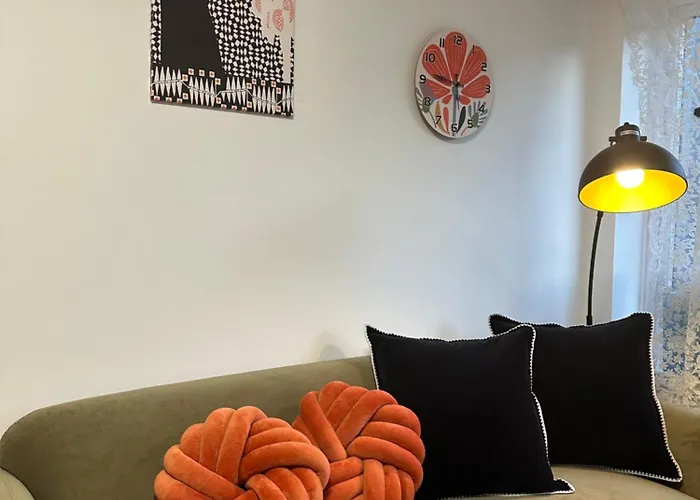 Stylish One Bedroom Apartment