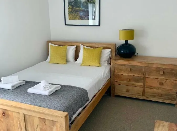 Holyrood Central Apartment