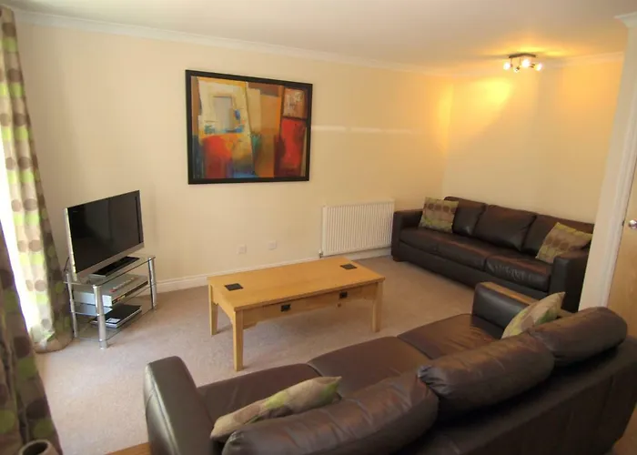 Allanfield Townhouse