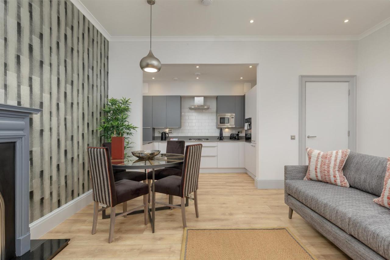 Destiny Scotland - Princes Street Apartment *