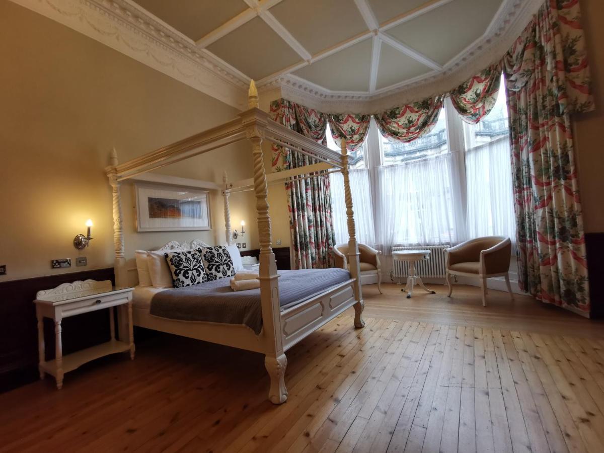 The Haymarket Lairg Guest house 3*