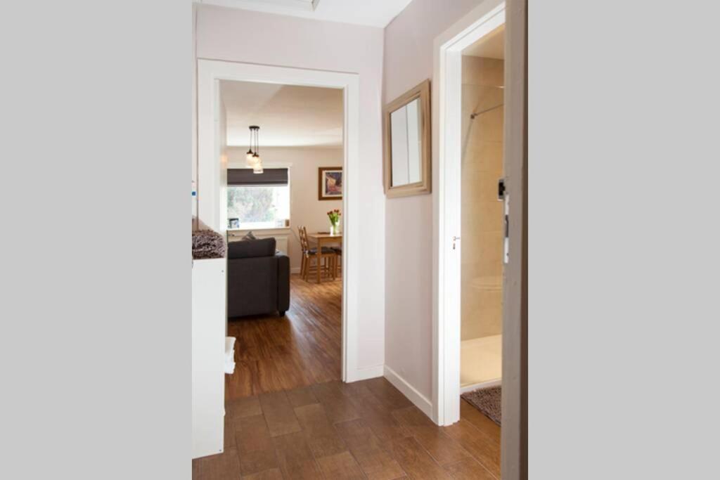 Ground Floor, 1 Bedroom Appartement