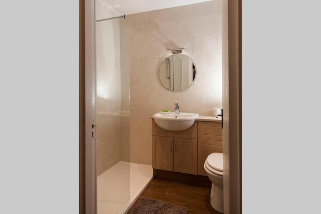 Ground Floor, 1 Bedroom Appartement