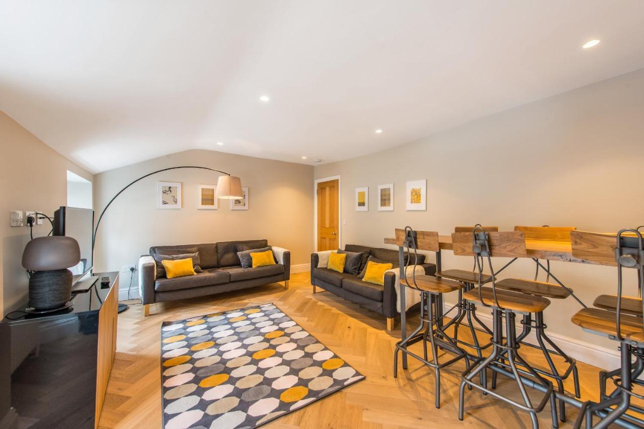 Centre, Newly Refurbished Stylish