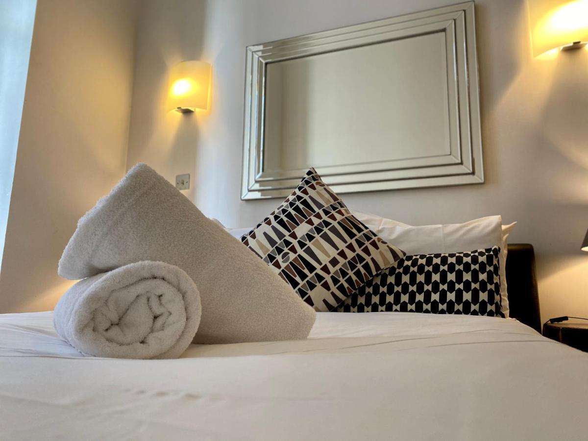 Aparthotel Quartermile Serviced *