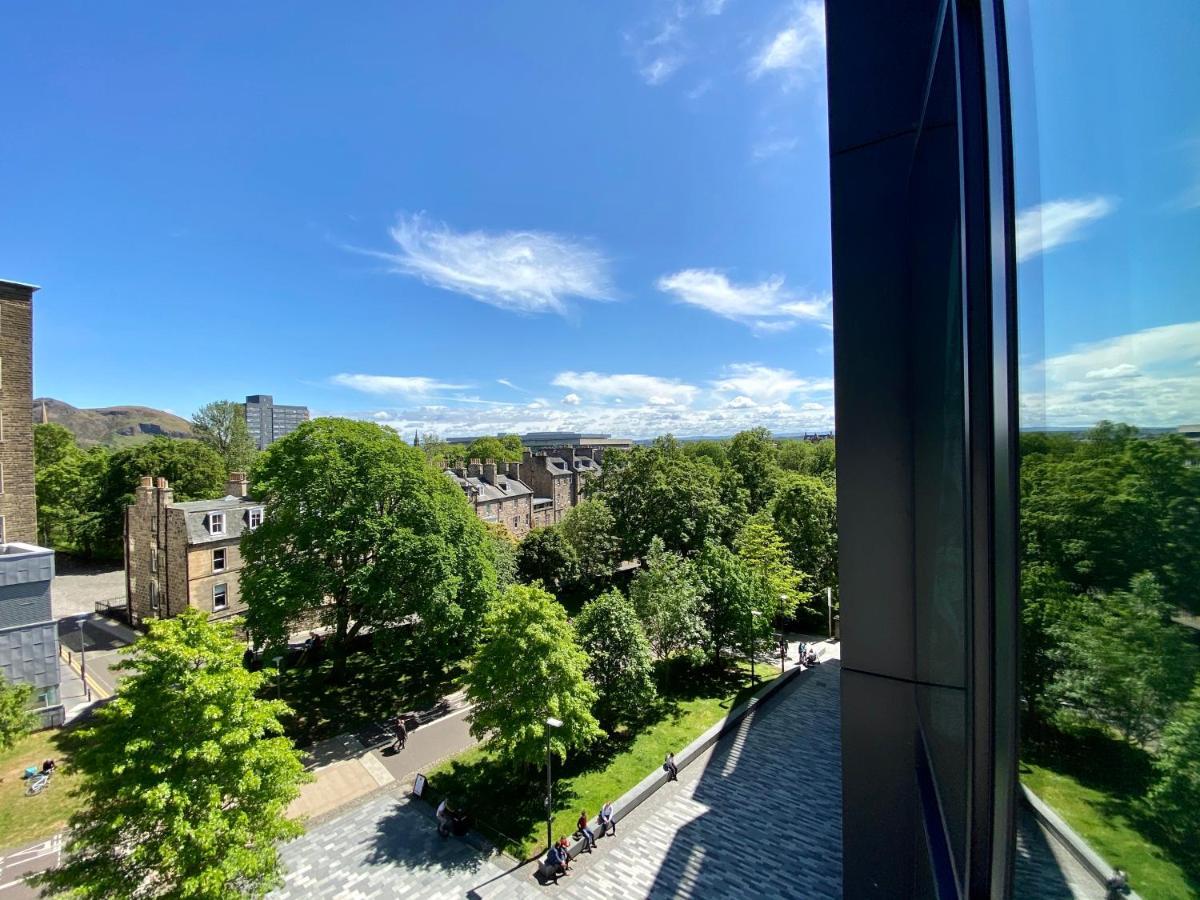 Aparthotel Quartermile Serviced *