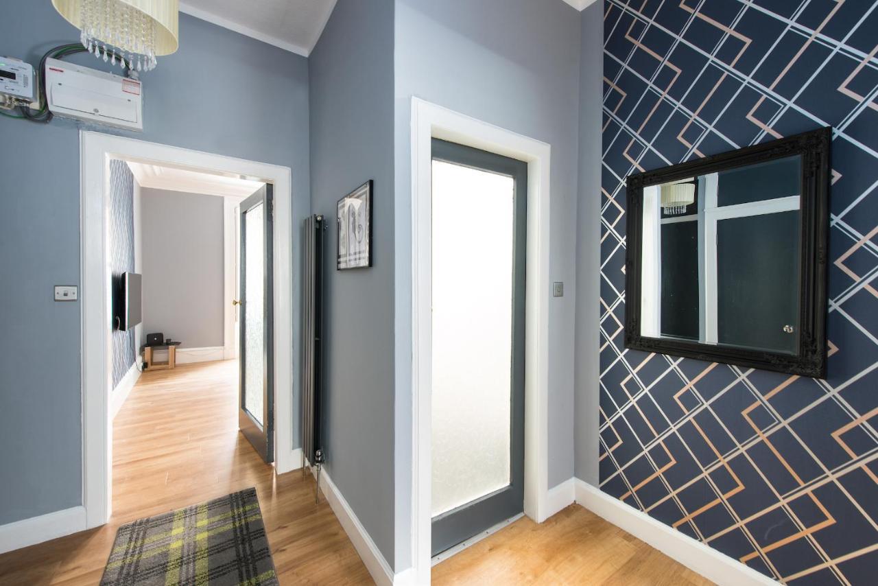 Centre, 5 Star Ground Floor Apartment