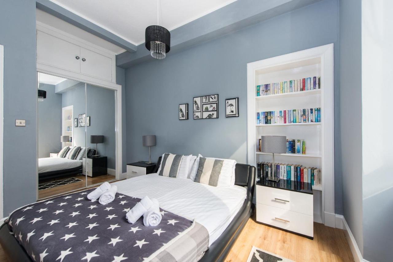 Centre, 5 Star Ground Floor Apartment Edinburgh