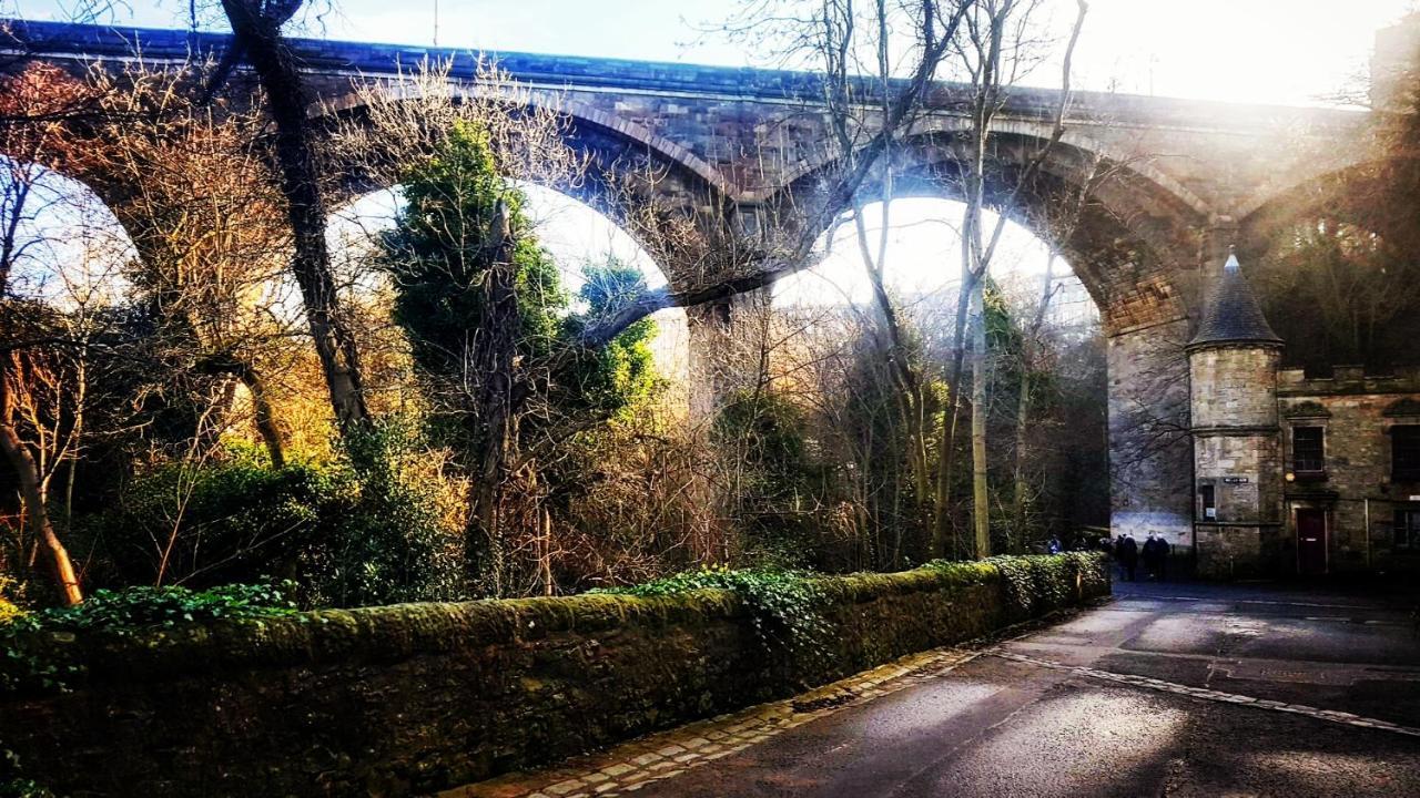 Bed & Breakfast Edinburgh's Dean Village River View Retreat