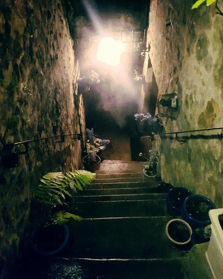 Edinburgh's Dean Village River View Retreat