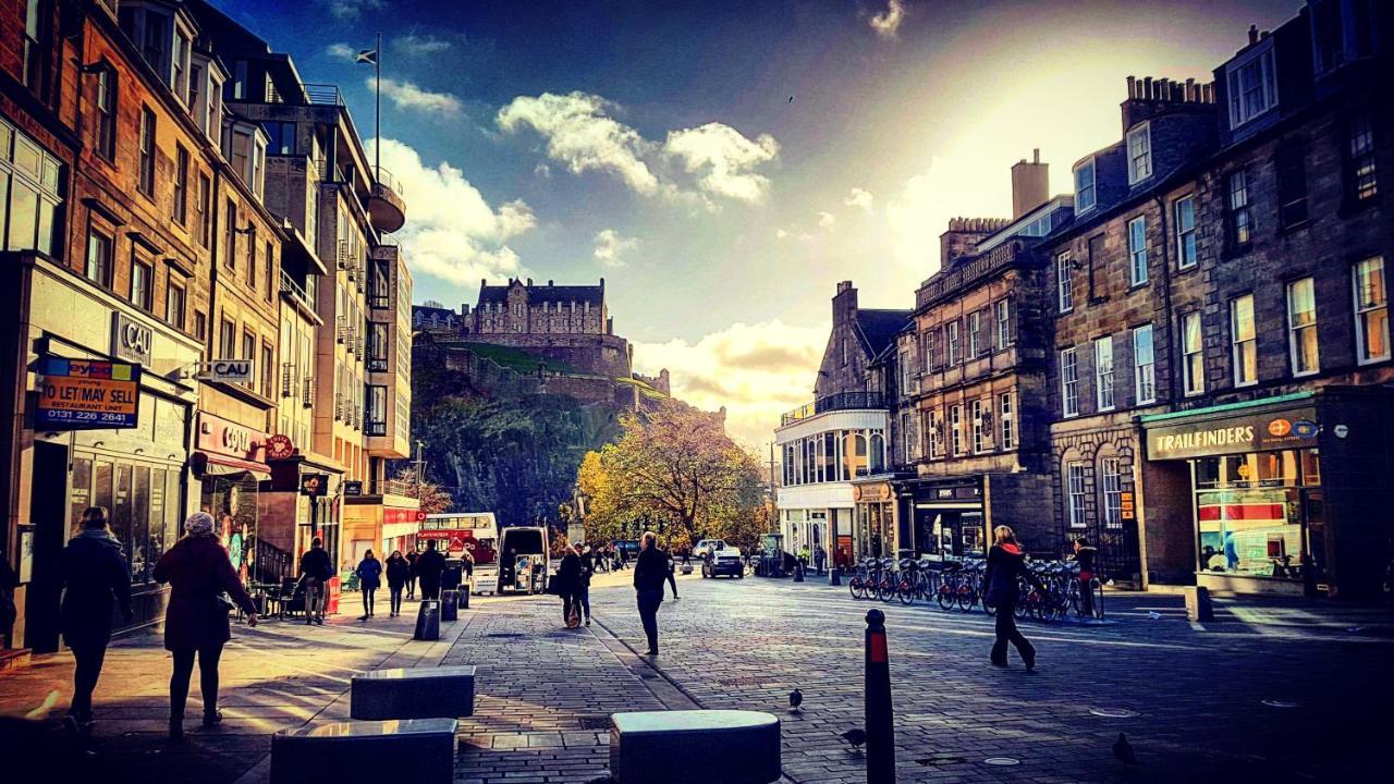 Edinburgh's Dean Village River View Retreat Bed & Breakfast