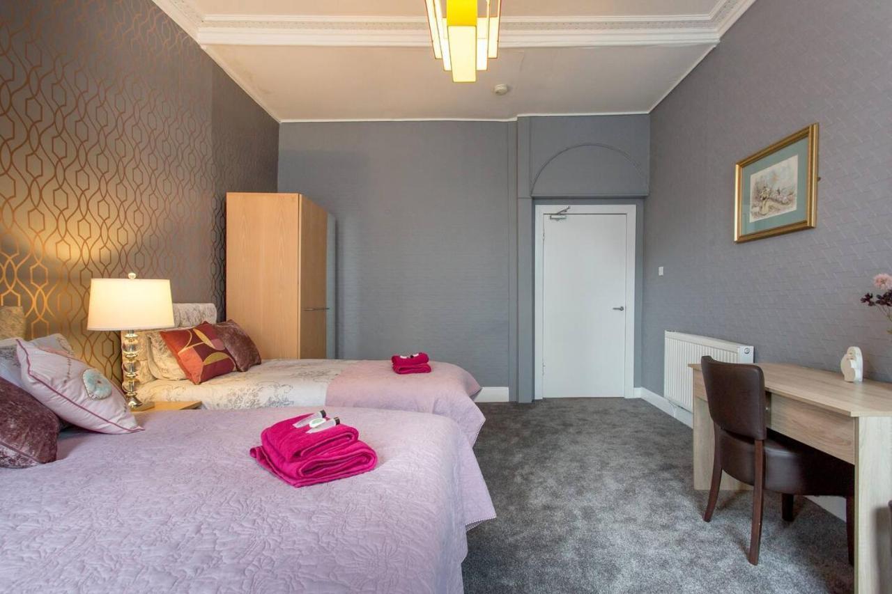 Stunning 2-bed In Appartement