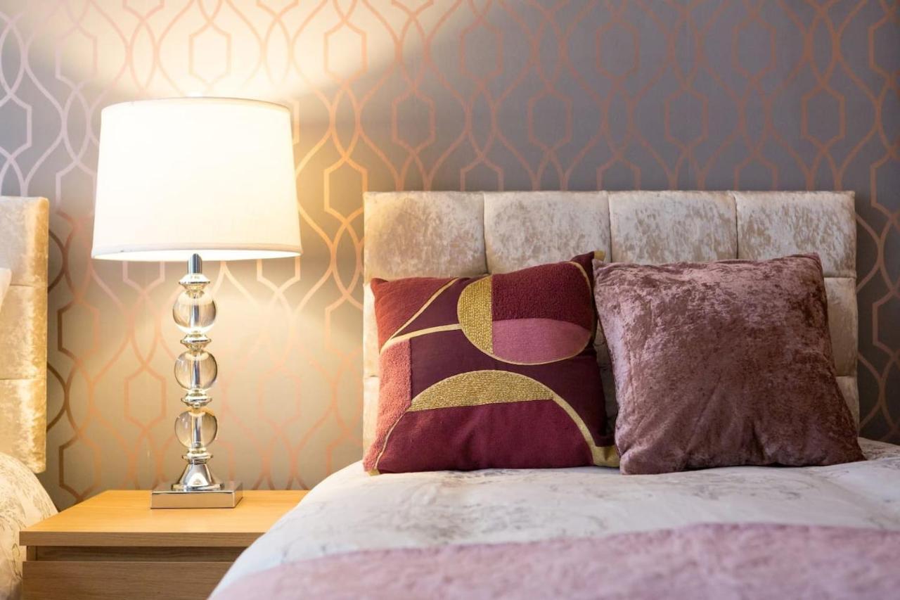 Stunning 2-bed In Appartement *