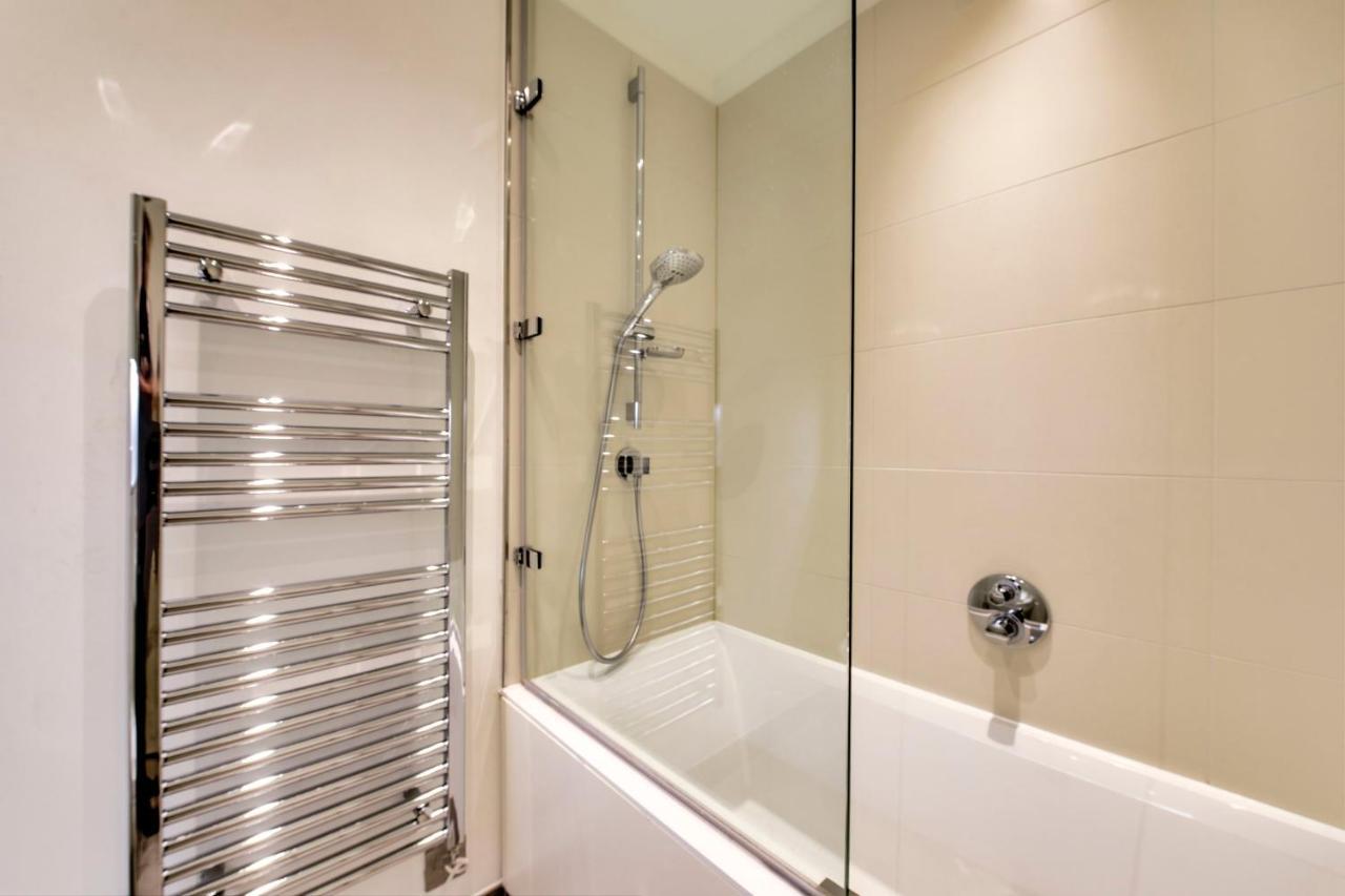 Guestready - Stylish Floor Apt In The Centre * Edinburgh