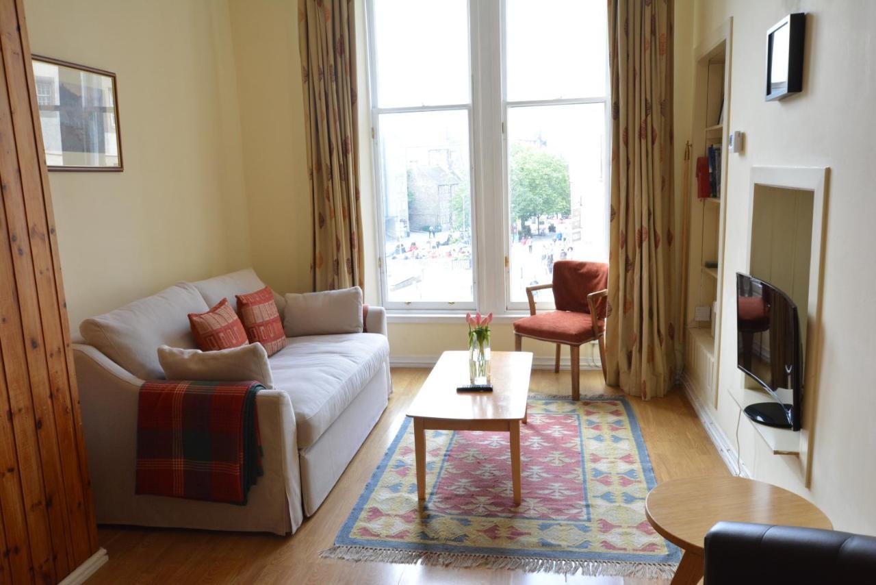 Apartment Old Town View - Picture Perfect! Edinburgh