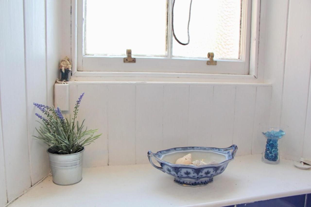 Classic Flat In The Heart Of Morningside * Edinburgh