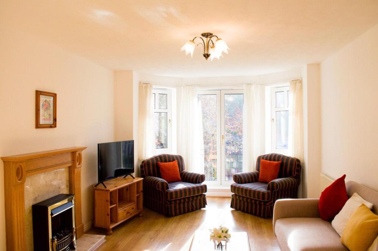 Peaceful 2 Bedroom Sleeps 5 Free Parking * Edinburgh