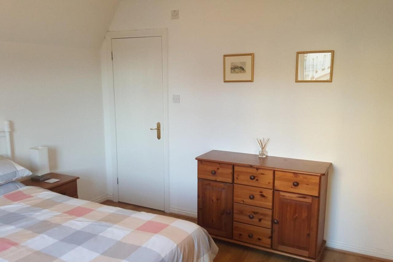 Apartment Peaceful 2 Bedroom Sleeps 5 Free Parking Edinburgh