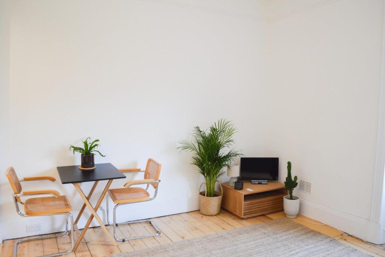 Apartment Modern 1 Bedroom Flat In The Heart Of EDI
