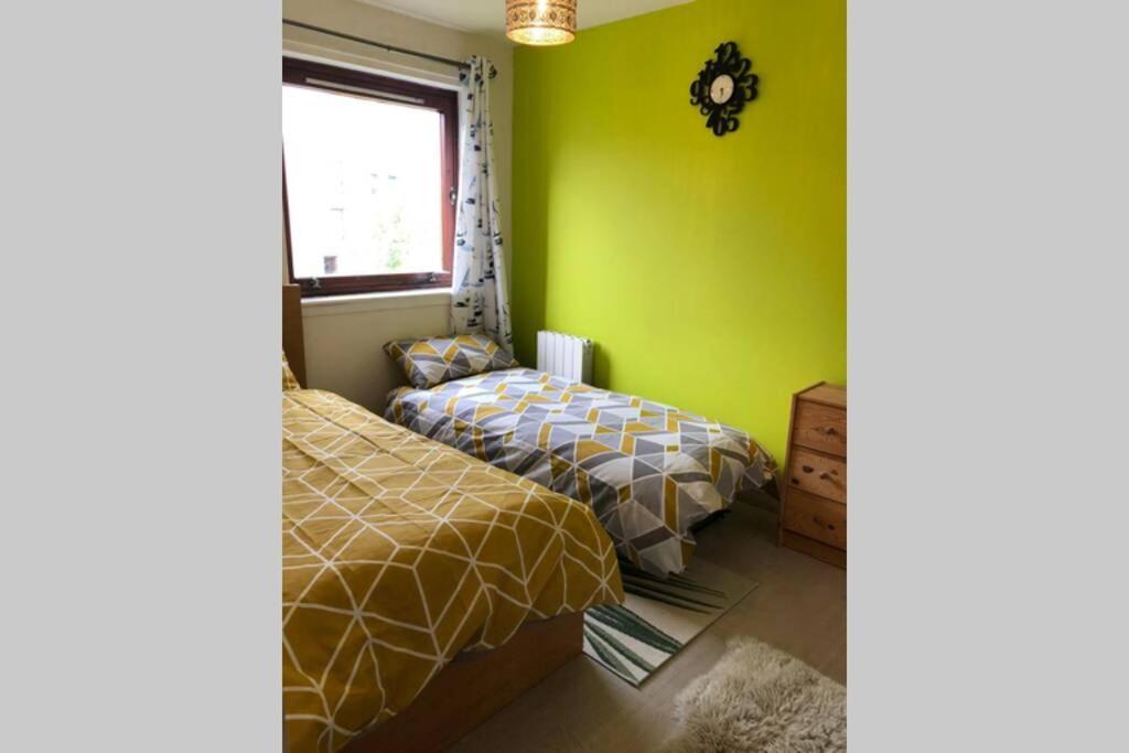 Beautiful Self-catering 2 Bed With Free Parking 10 Minutes To Centre Edinburgh