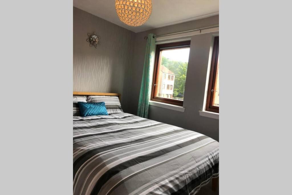 Apartment Beautiful Self-catering 2 Bed With Free Parking 10 Minutes To Centre *