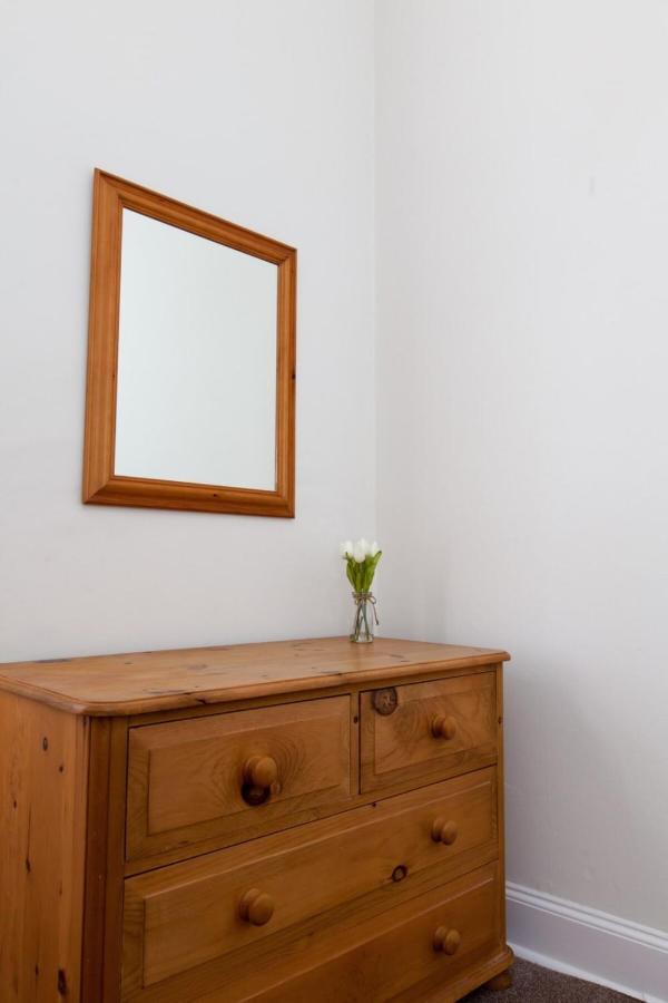 Apartment Spacious And Bright Polworth Flat Edinburgh