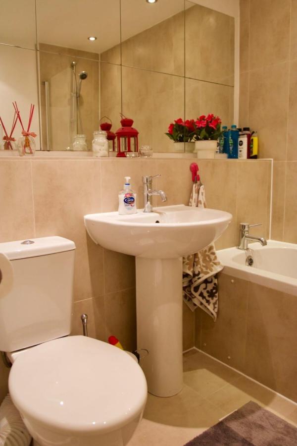 Bright Spacious 2 Bedroom In Stockbridge Edinburgh