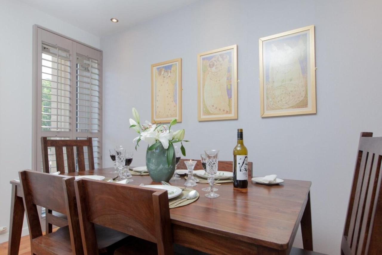 Holyrood - Luxury With Parking Apartment EDI