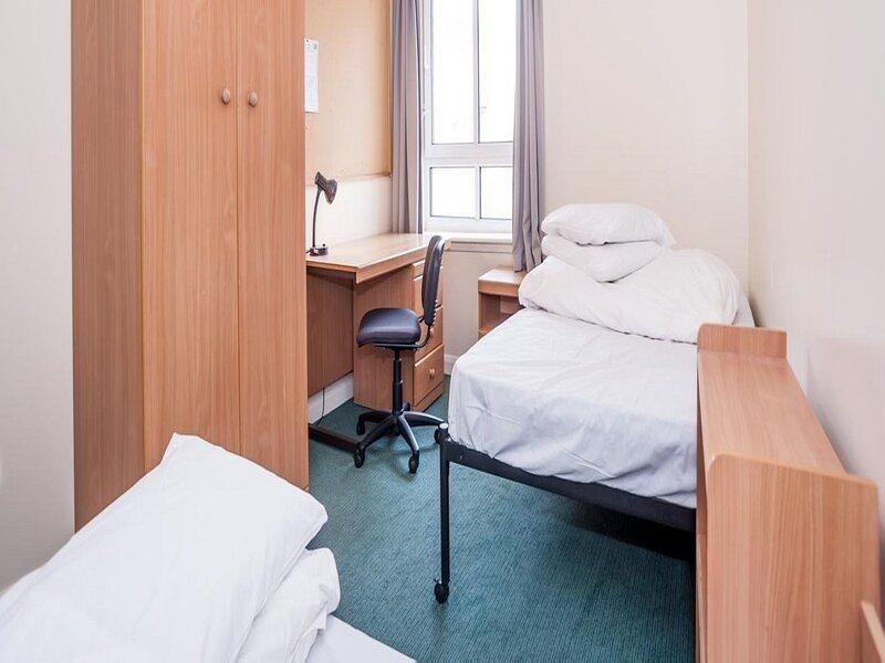 Hotel Euro Halls