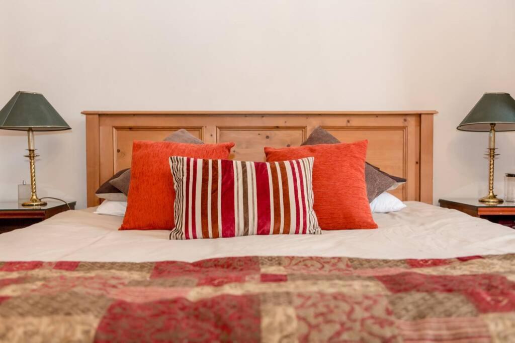 5-bedroom Flat Apartment Edinburgh