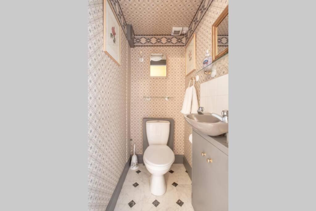 5-bedroom Flat