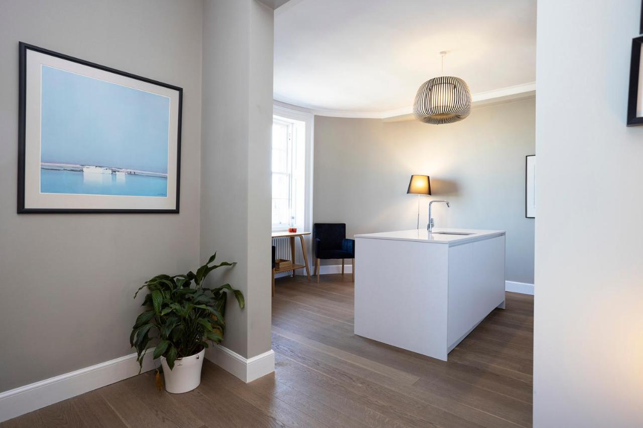Joivy Splendid In New Town Apartment