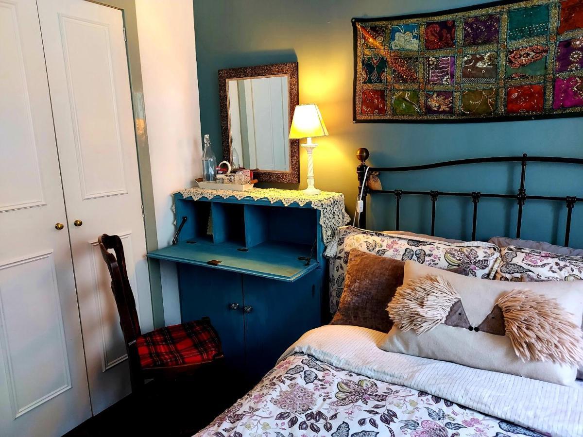 Bed & Breakfast Edinburgh's Dean Village River View Retreat *