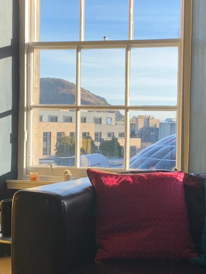 Delightful Sunny Flat