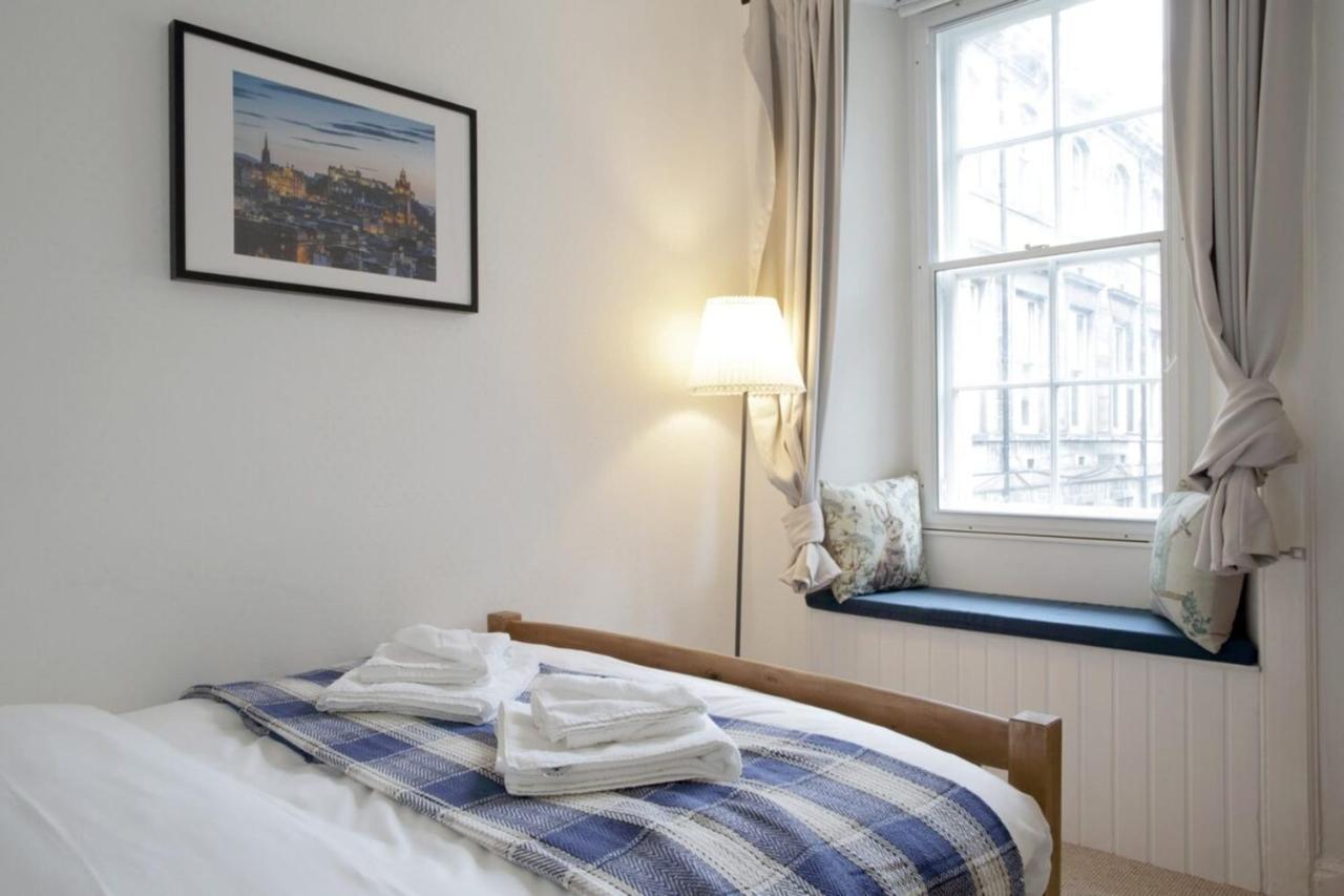 Two Bedroom Flat By Royal Mile! Édimbourg