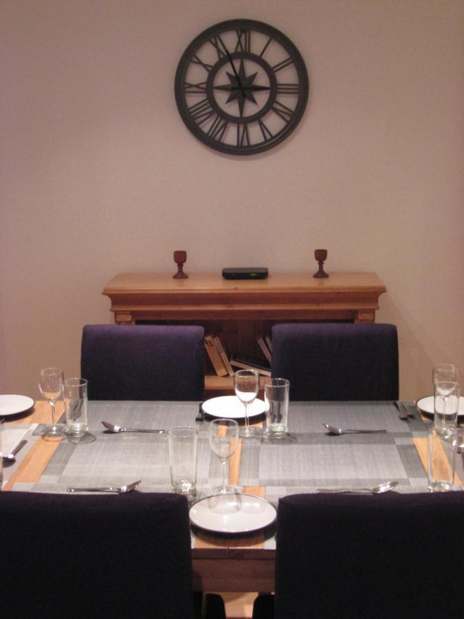 Heart Of Edinburgh's Historic Old Town - Blair Street Apartment *