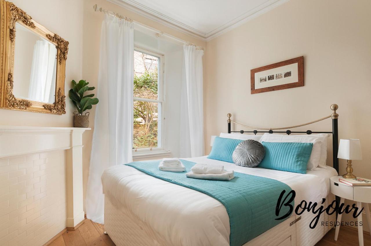 Georgian West End Main Door 2br-1ba, Near Eicc By Bonjour Residences *