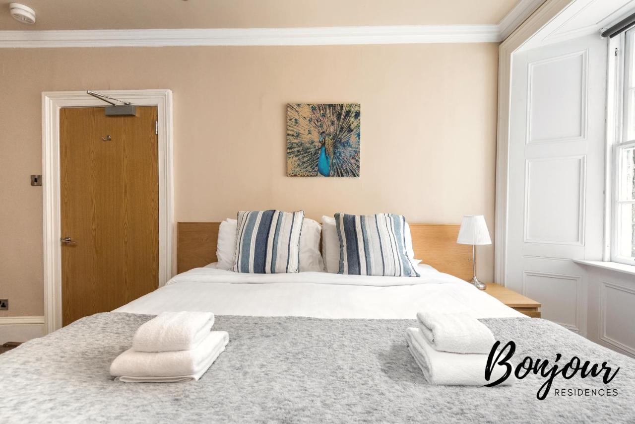 Gorgeous New Town Main Door 3br-3ba - Free Parking & Patio By Bonjour Residences * EDI