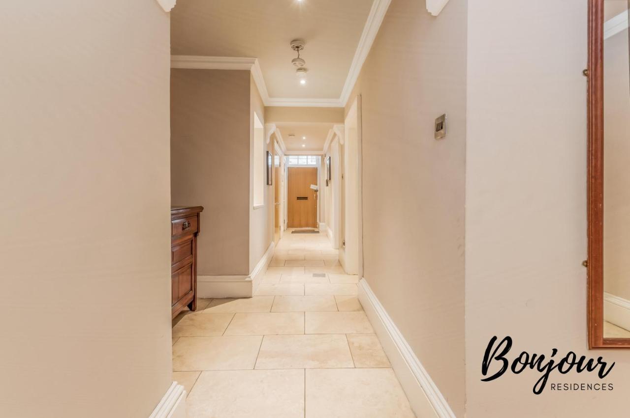Gorgeous New Town Main Door 3br-3ba - Free Parking & Patio By Bonjour Residences Appartement EDI