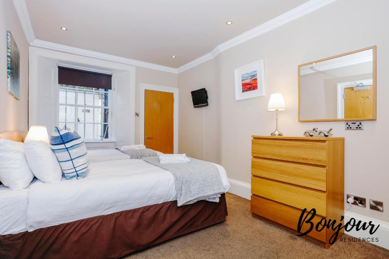 Gorgeous New Town Main Door 3br-3ba - Free Parking & Patio By Bonjour Residences Appartement *