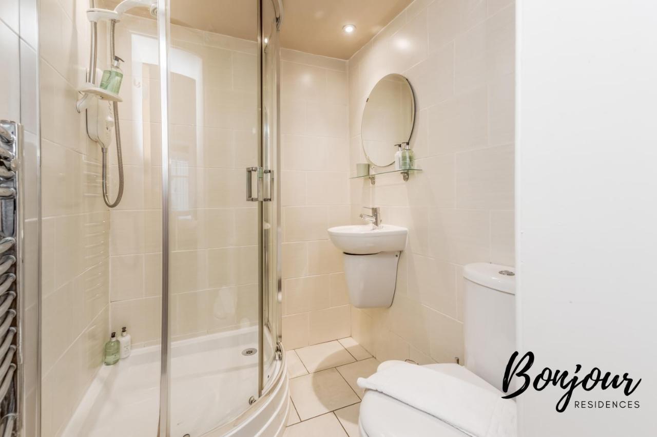 Gorgeous New Town Main Door 3br-3ba - Free Parking & Patio By Bonjour Residences EDI