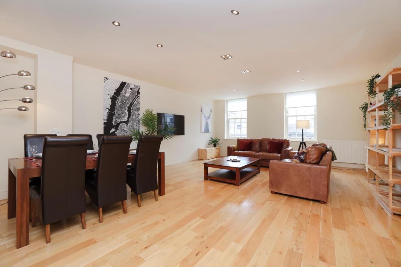 Apartment Joivy Spacious 2 Bed,2 Bath Flat, Free Parking And Rooftop Terrace Edinburgh