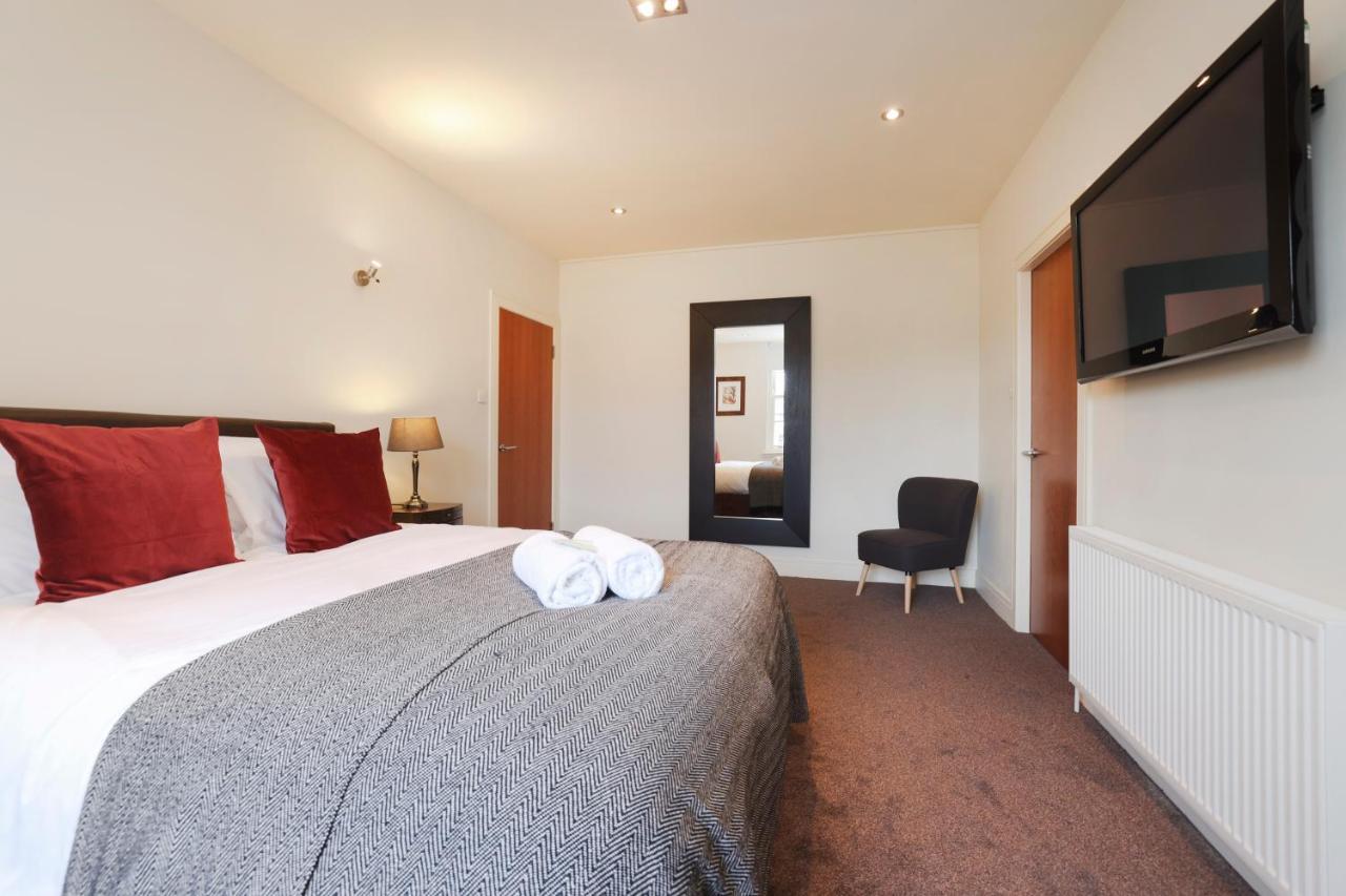 Apartment Joivy Spacious 2 Bed,2 Bath Flat, Free Parking And Rooftop Terrace Edinburgh
