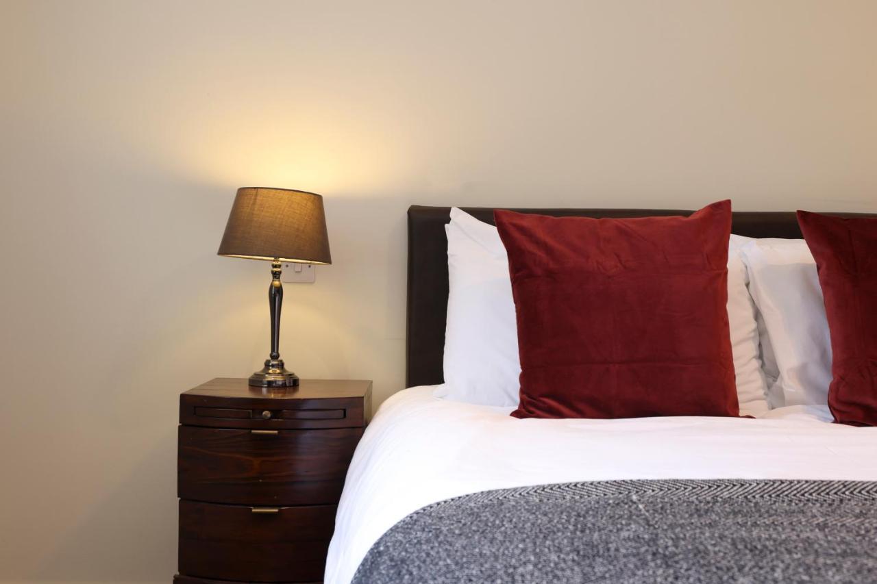 Apartment Joivy Spacious 2 Bed,2 Bath Flat, Free Parking And Rooftop Terrace Edinburgh